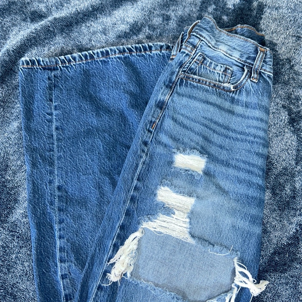 Aeropostale High Rise Super Wide Leg Ripped Jean Size 00